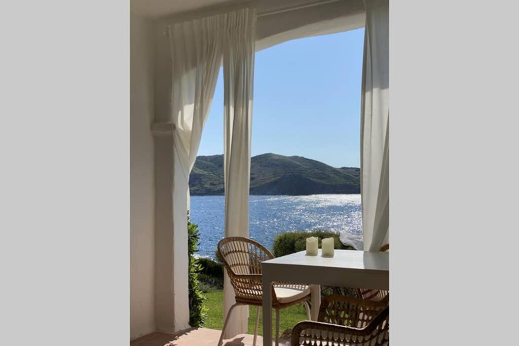 Ferienwohnung Miravent Terraza Y Jardin Frente Al Mar Menorca Fornells  Exterior foto