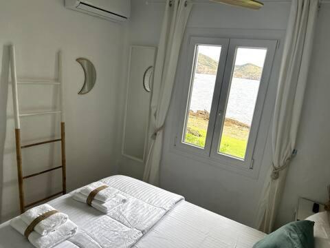 Ferienwohnung Miravent Terraza Y Jardin Frente Al Mar Menorca Fornells  Exterior foto