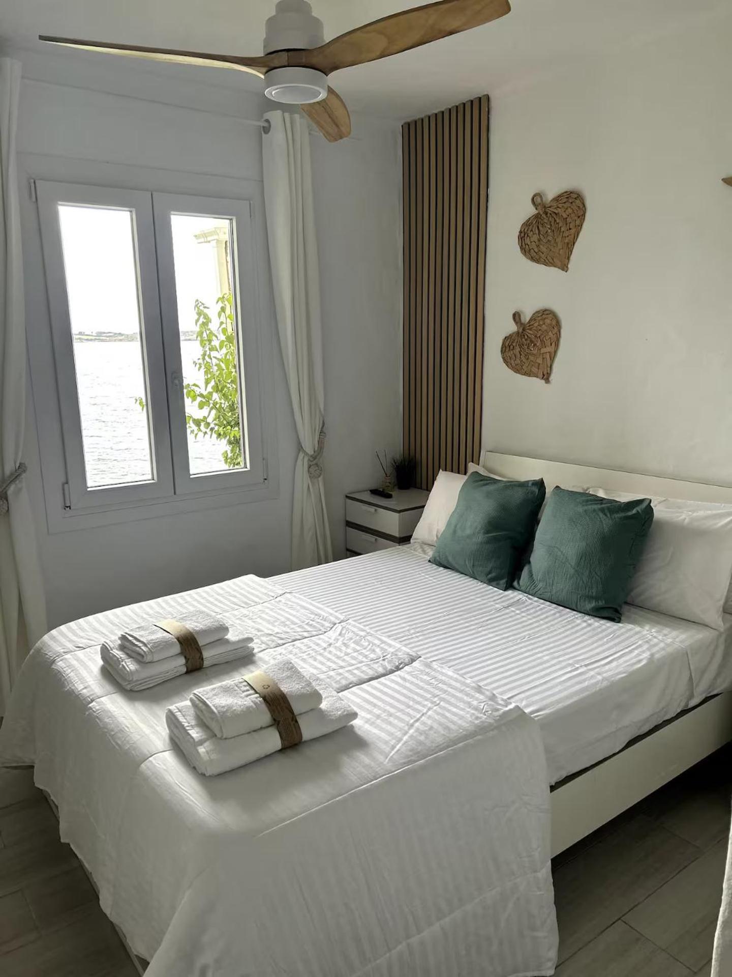 Ferienwohnung Miravent Terraza Y Jardin Frente Al Mar Menorca Fornells  Exterior foto